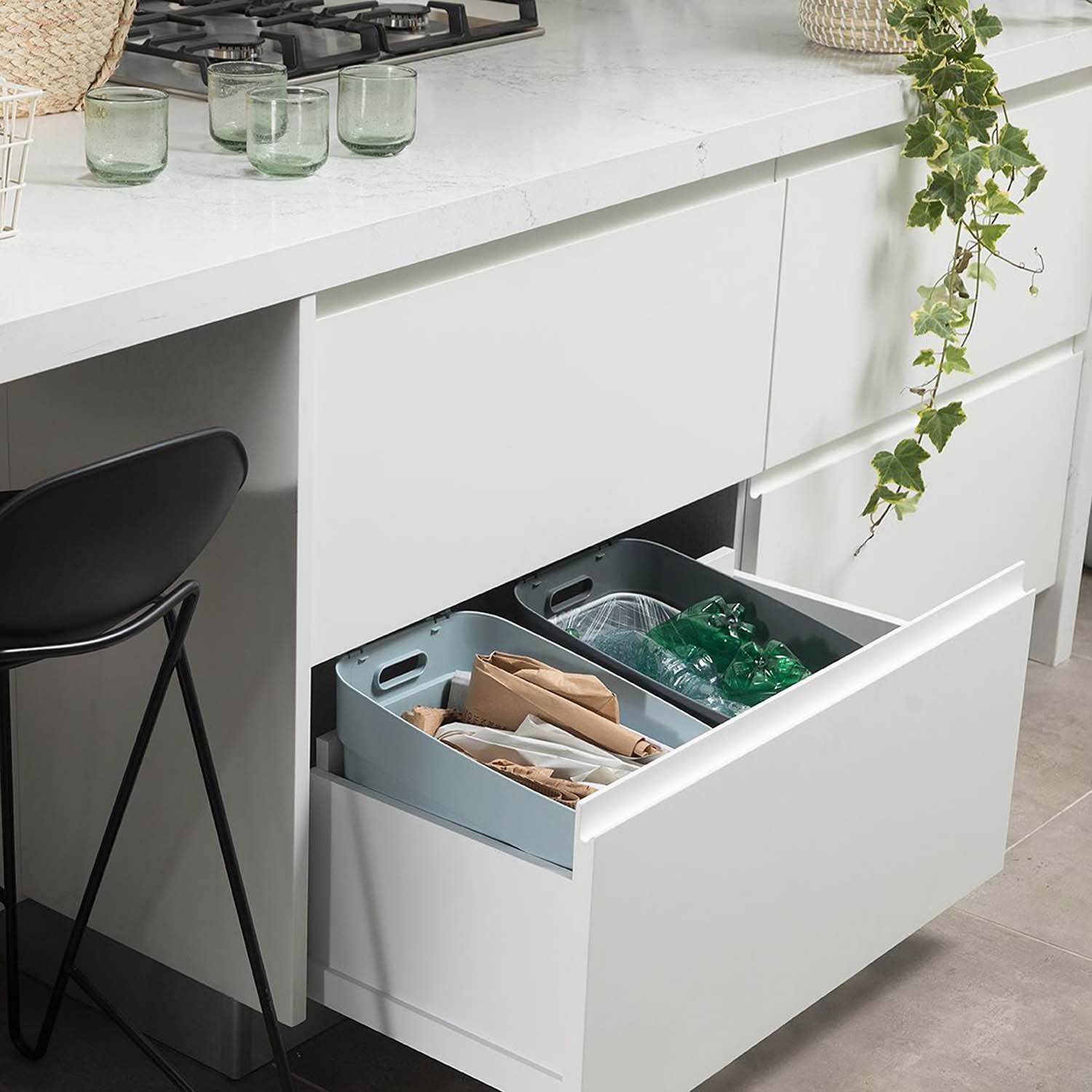 PATTUMIERA CURVER READY VERDE / GRIGIO LT. 30 CON FERMA BUSTA