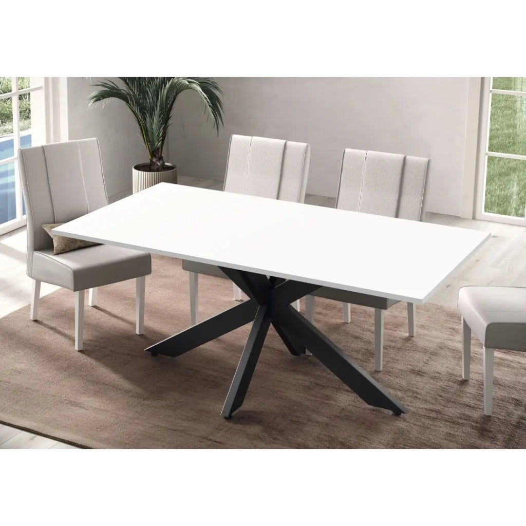 Tavolo da pranzo GWEN – 180 x 90 cm – Bianco laccato e metallo