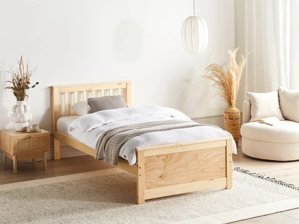 Letto in legno di pino chiaro Dimensioni singole 90 x 200 Testiera a doghe minimalista
