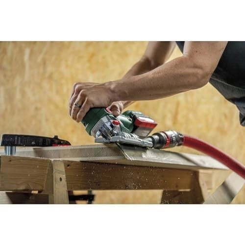 Metabo 601502840 STA 18 LTX 150 BL Seghetto alternativo a batteria 18 V motore brushless profondita' taglio 150 mm cambio lama senza attrezzi colore Nero