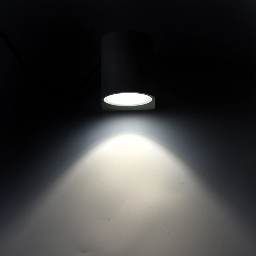 APPLIQUE LED 3W PER INTERNI CON MONO-EMISSIONE LUMINOSA 4000K° - DESIGN SEMICILINDRICO IN ALLUMINIO BIANCO AD ALTA EFFICIENZA ENERGETICA