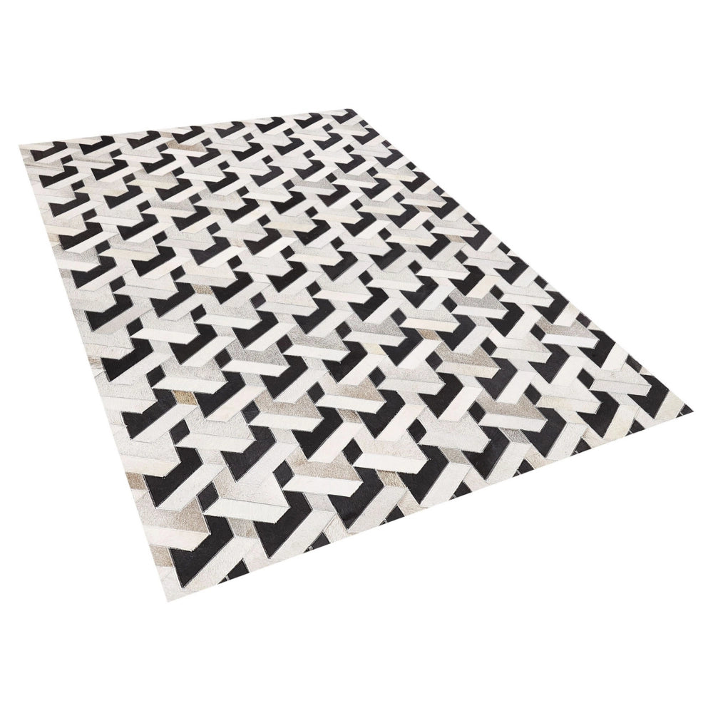 Tappeto tappetino Pelle Bovina Nera e Bianca 140 x 200 cm Motivo Geometrico Patchwork