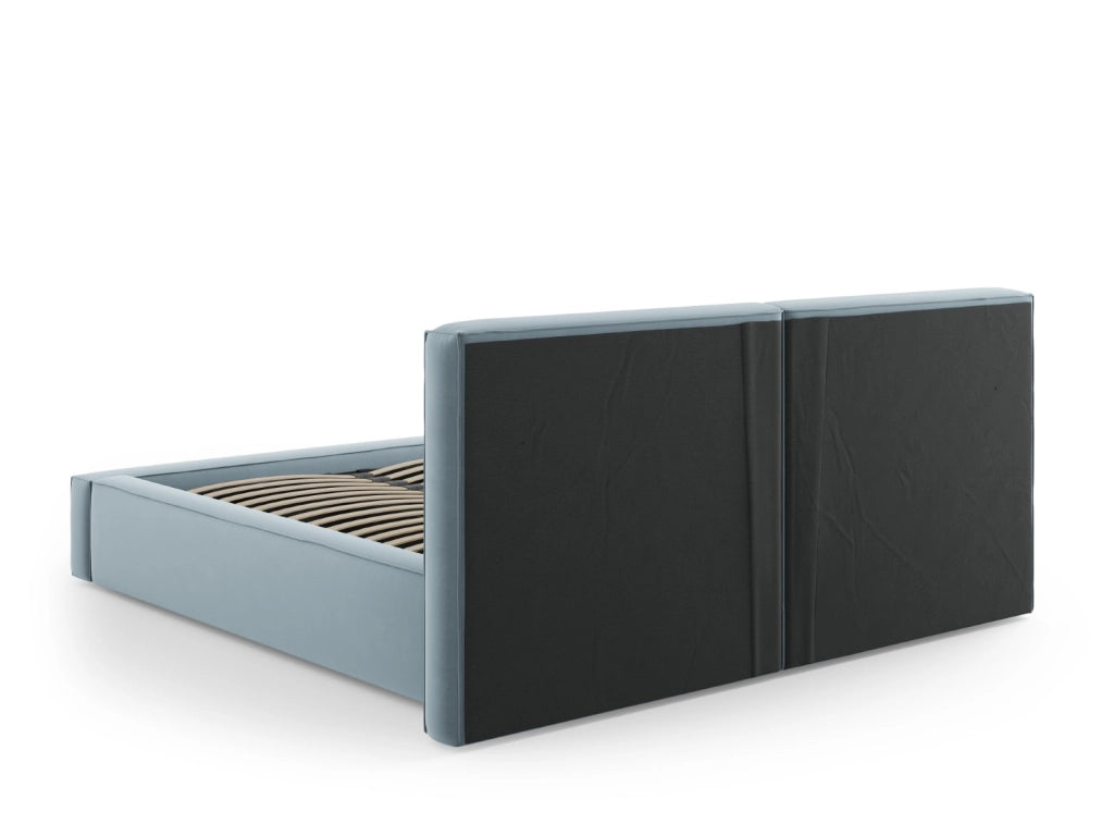 Cosmopolitan Design - Letto a cassettone con testiera doppia "Arendal" 140x200cm in velluto azzurro 