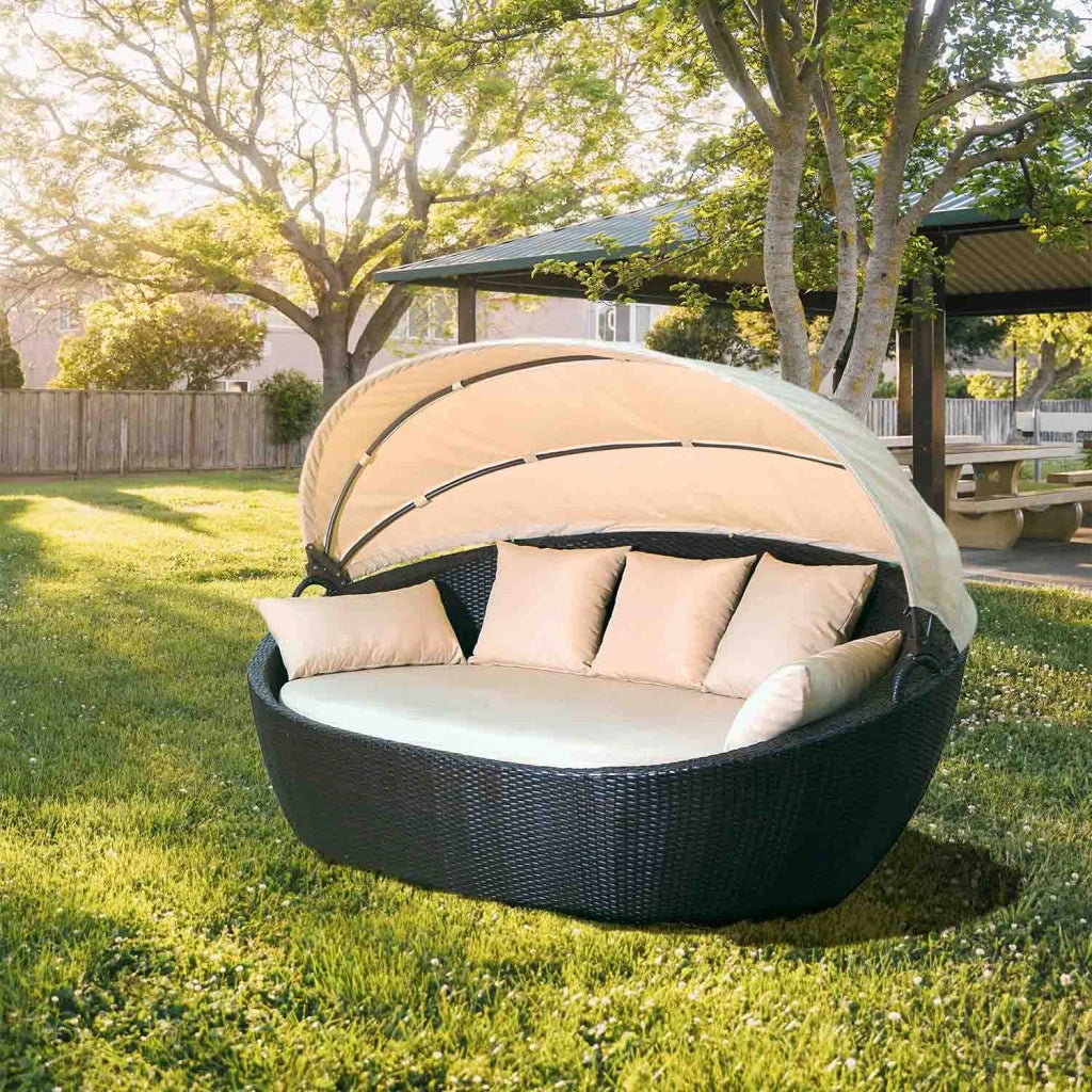 Guscio - Divano prendisole di design in alluminio e polyrattan con tettuccio parasole. Divano da giardino 3 posti lettino matrimoniale completo di cuscini.