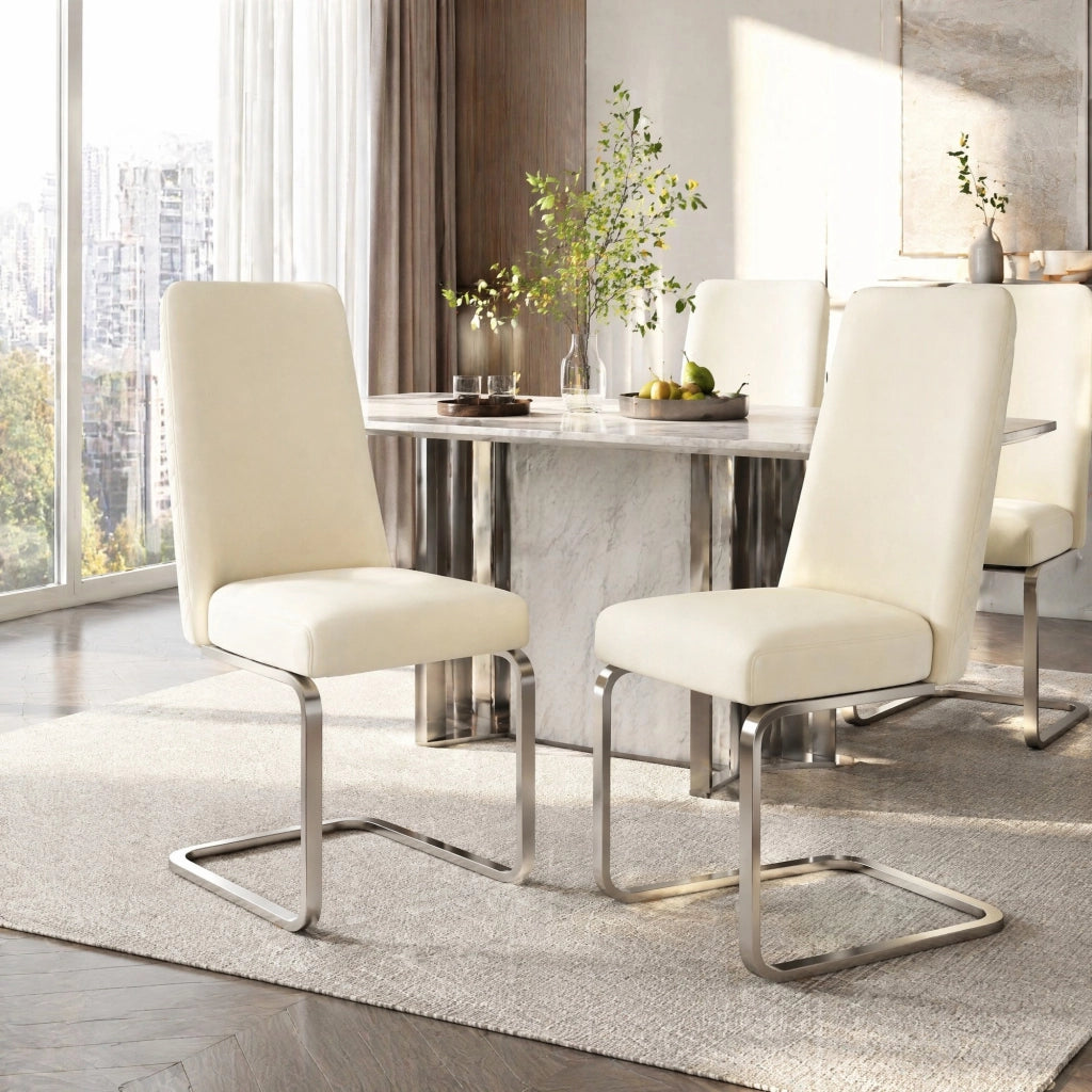 Set di 2 sedie da pranzo in velluto beige con gambe in metallo argentato, schienale trapuntato a rombi