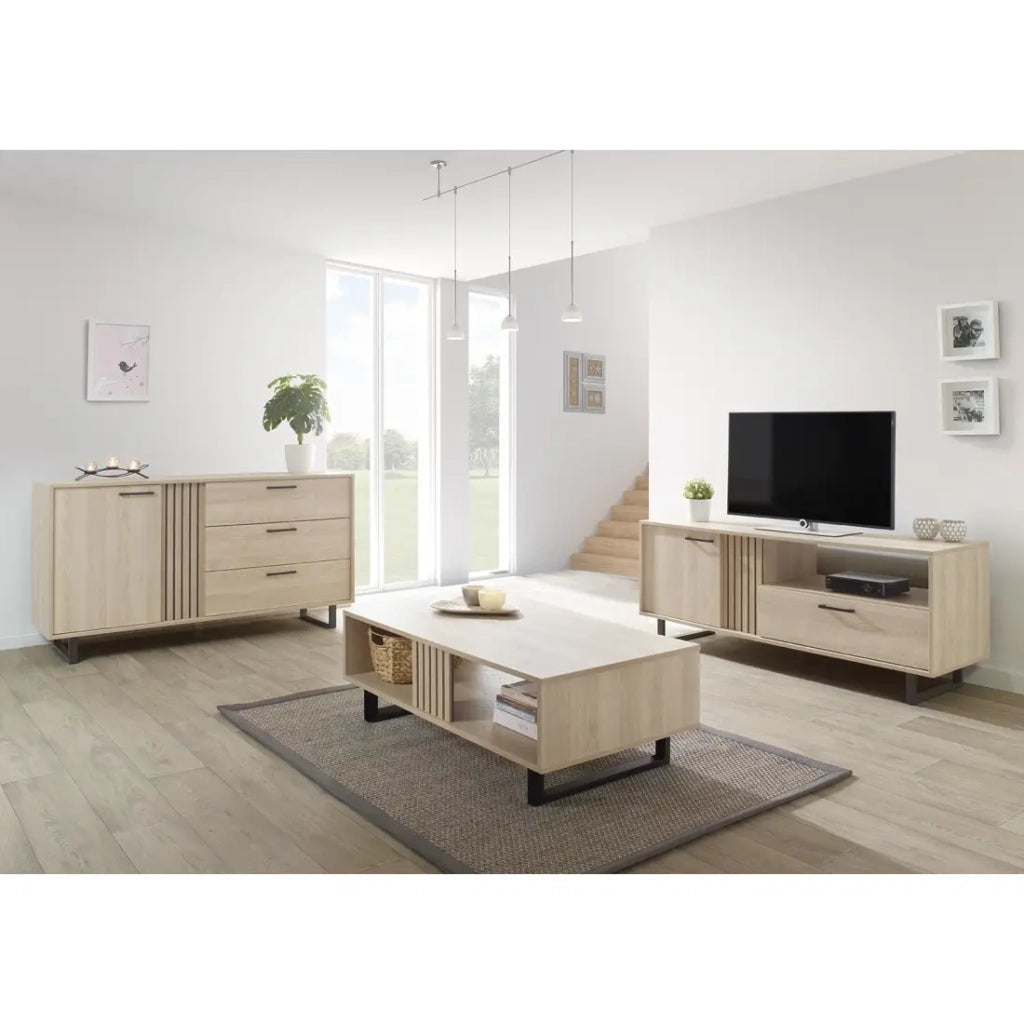Tavolino da salotto robusto della collezione LOFT Colore rovere chiaro. Gambe in metallo nero.