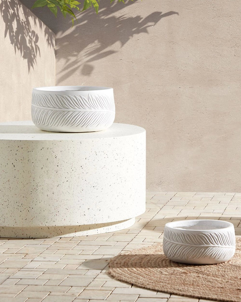 Vaso per piante da esterno in fibra di argilla bianco 35 x 35 x 19 cm Vaso rotondo resistente alle UC Motivo a foglie tradizionale