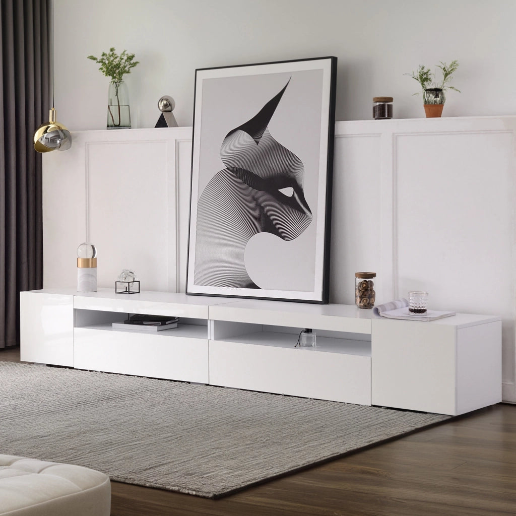 Mobile TV moderno bianco 240 cm con illuminazione LED variabile, struttura in MDF e design simmetrico