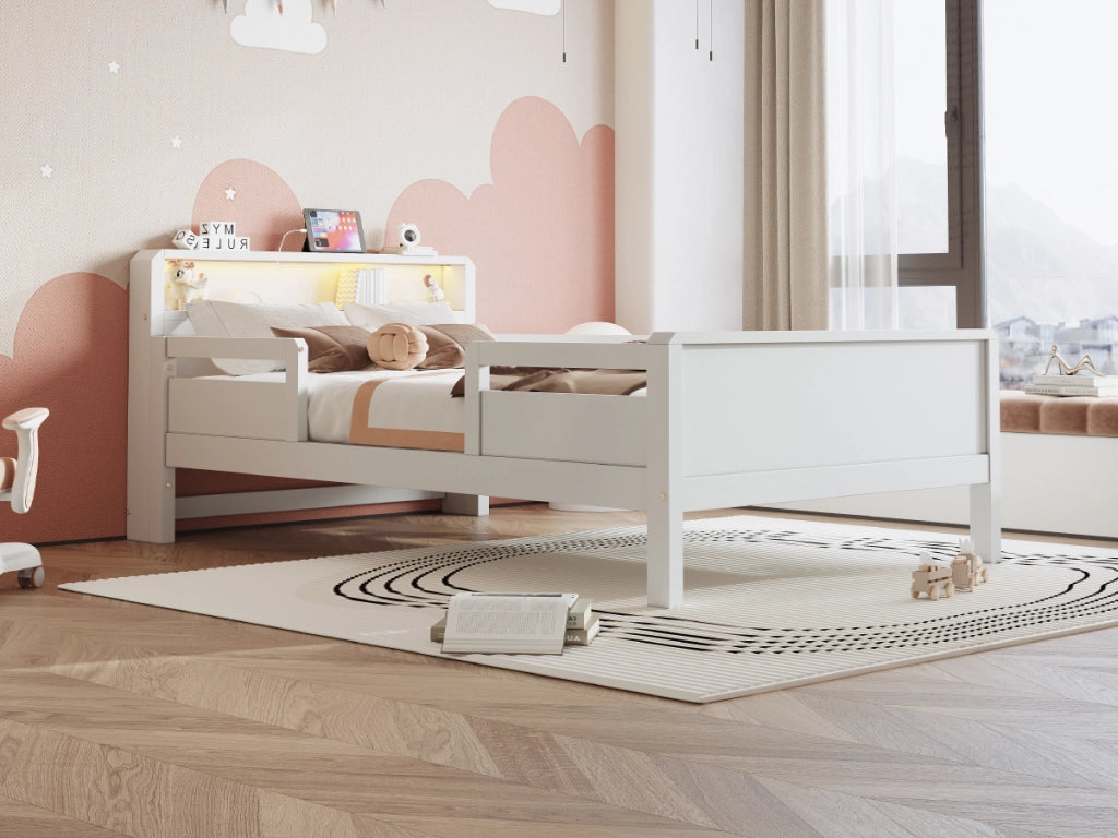 Letto per bambini 90 × 200 cm con luce LED, presa USB e Type-C, testiera con ripiano, senza materasso, bianco