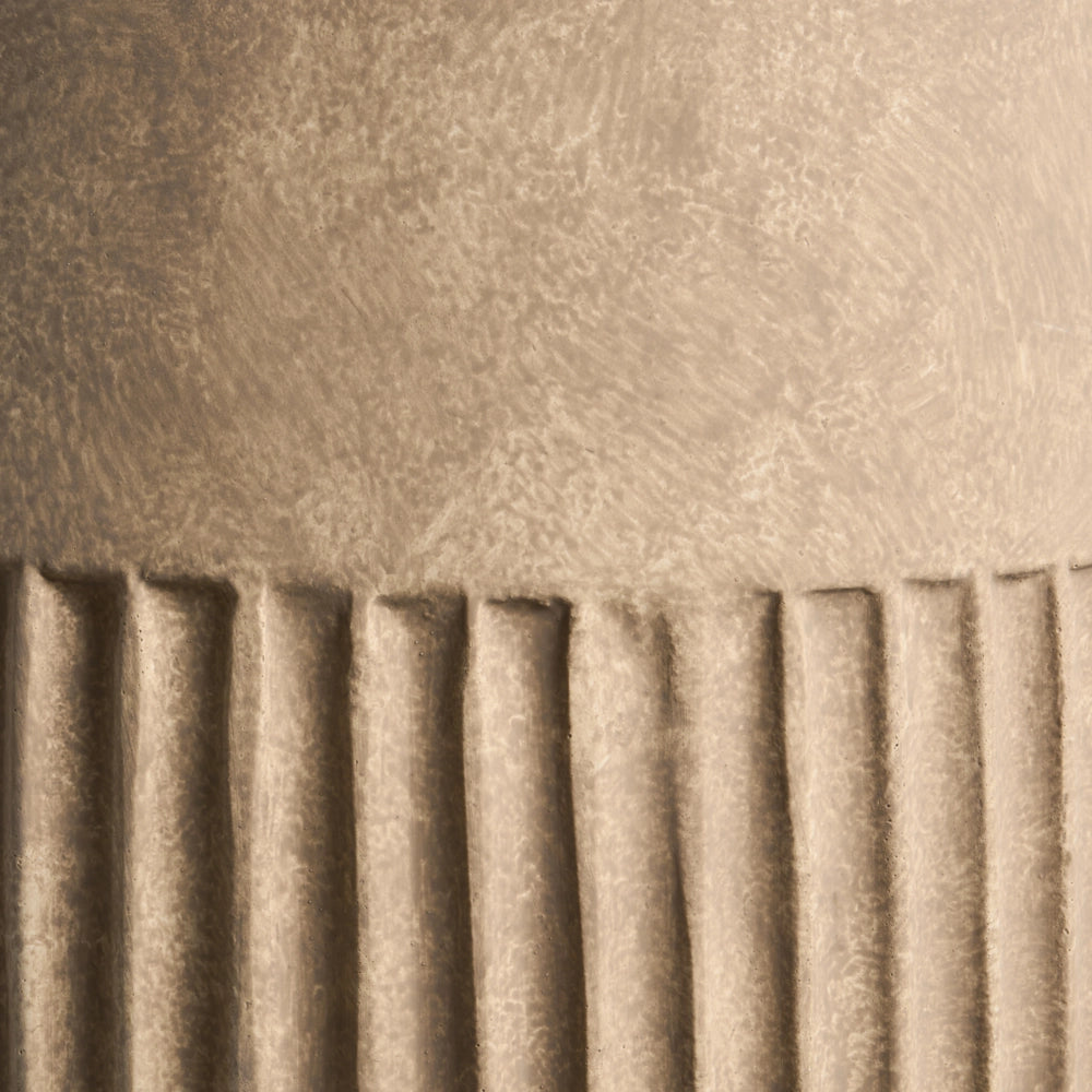 Fioriera beige in fibra di argilla verniciata per interni ed esterni rotonda 36 x 36 x 46 cm alta design moderno soggiorno giardino