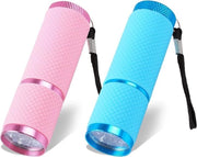 Set di 2 piccole torce LED super luminose con 9 LED ciascuna, comprensive di torce per bambini con perle luminose, adatte per adulti, campeggiatori, escursionisti, attività all'aperto e regali. Senza batterie.