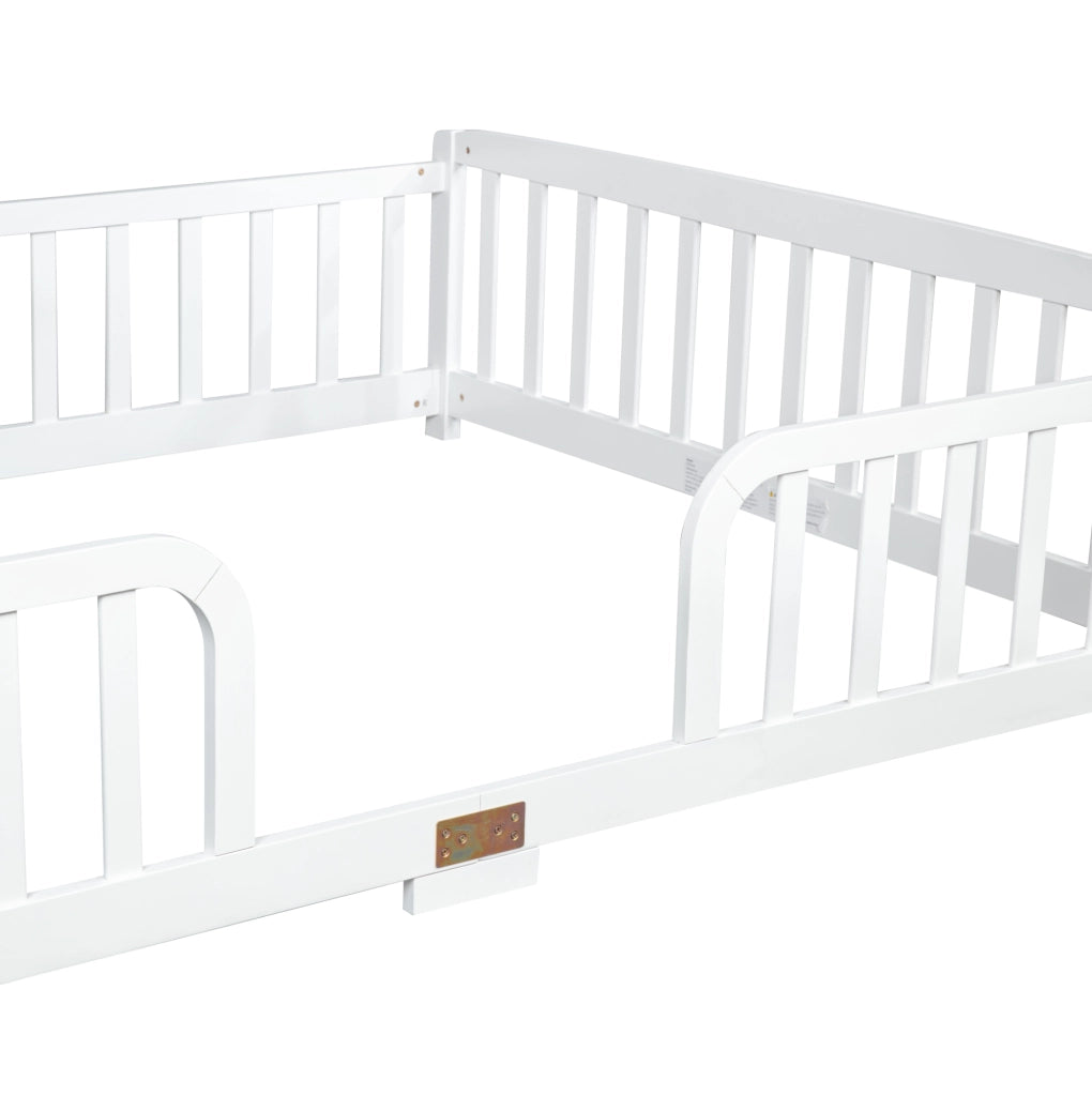 Letto a pavimento per bambini 140x200 cm con sponde di sicurezza bianco