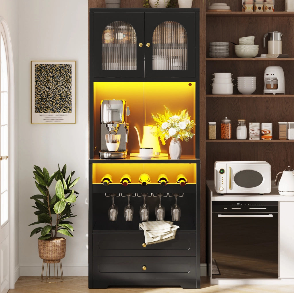 Credenza alta nera con LED smart, portabottiglie e USB