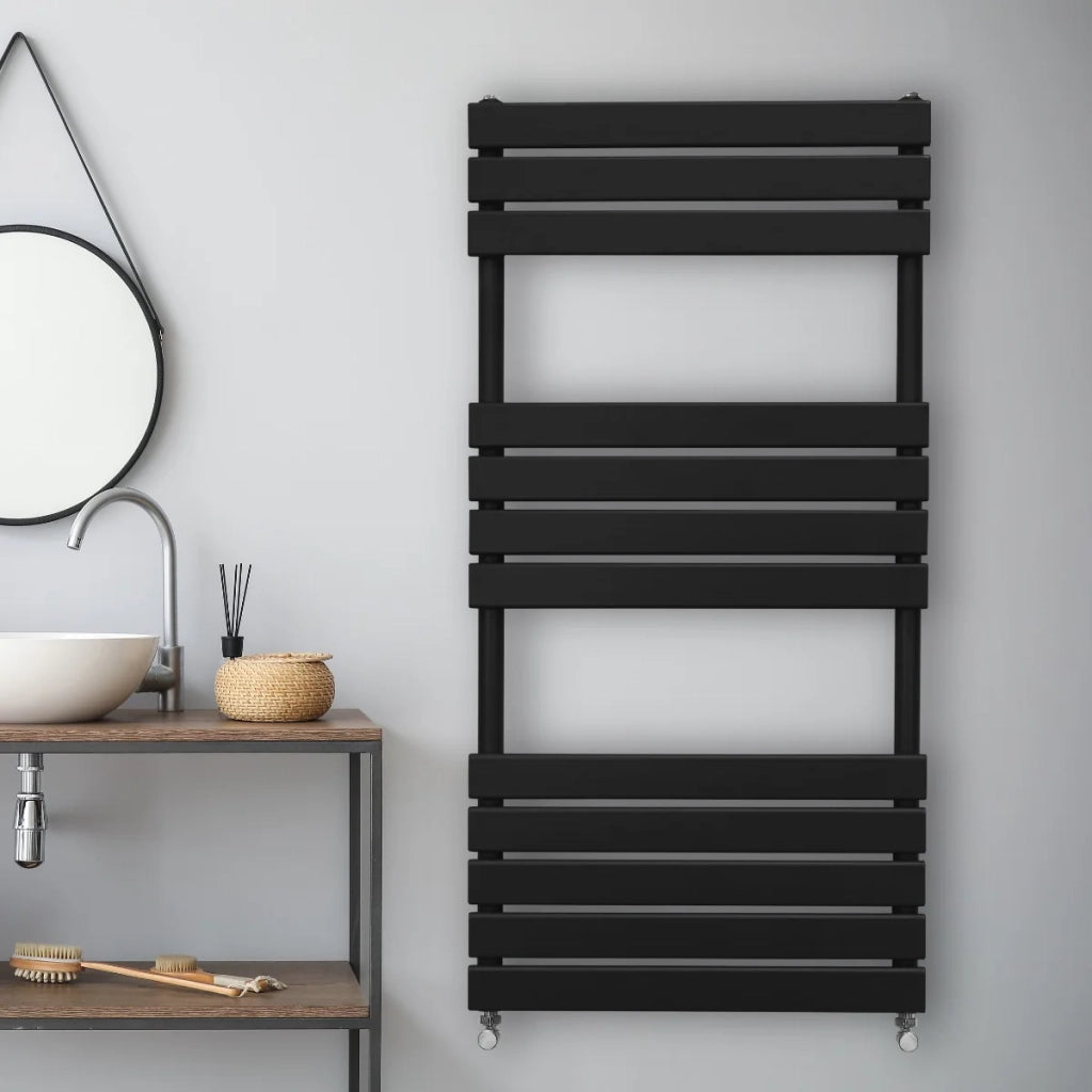 Radiatore per asciugamani design a pannello piatto 1200 x 600 mm per bagno ad incasso Nero
