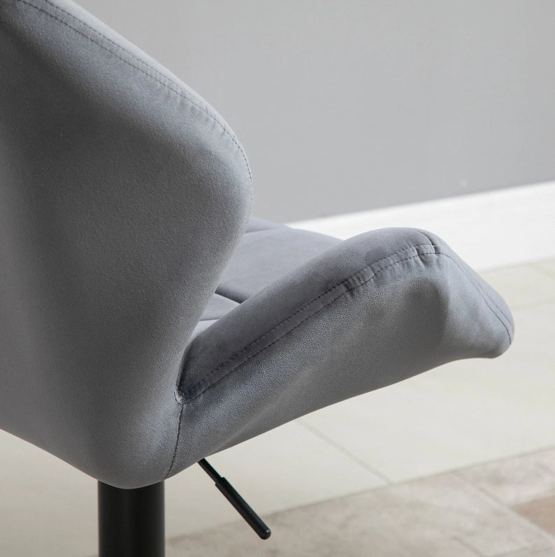 Set di 2 sgabelli da bar 57x58x97-117 cm regolabili; con base in metallo; poliestere grigio