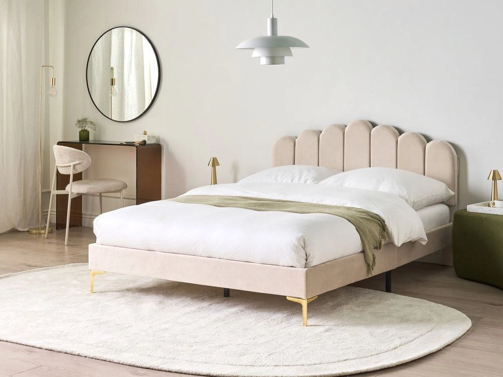 Letto matrimoniale 140 x 200 cm velluto Gambe in metallo beige con testiera e base a doghe