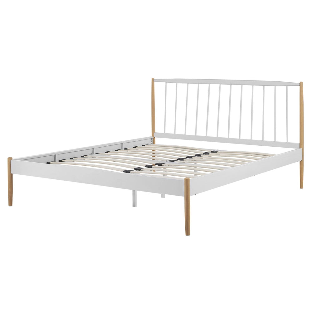 Letto 160 x 200 cm bianco con gambe in legno chiaro base a doghe in metallo bianco retrò scandinavo