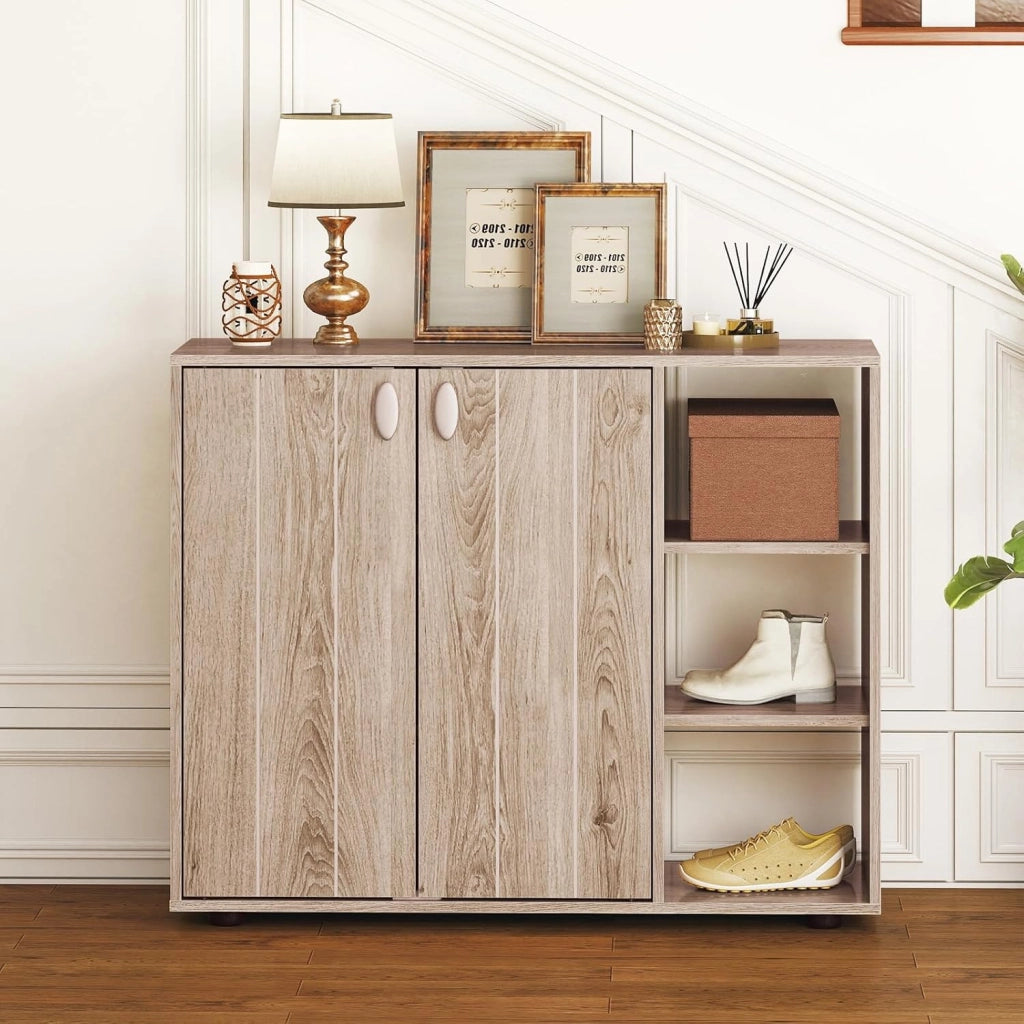 Mobiletto per Scarpe con Ante, Scaffale Porta Scarpe a 3 Ripiani con Mensole Regolabili, Organizzatore in Legno per Ingresso, Corridoio e Soggiorno, 80 x 31 x 64,5 cm (Naturale)