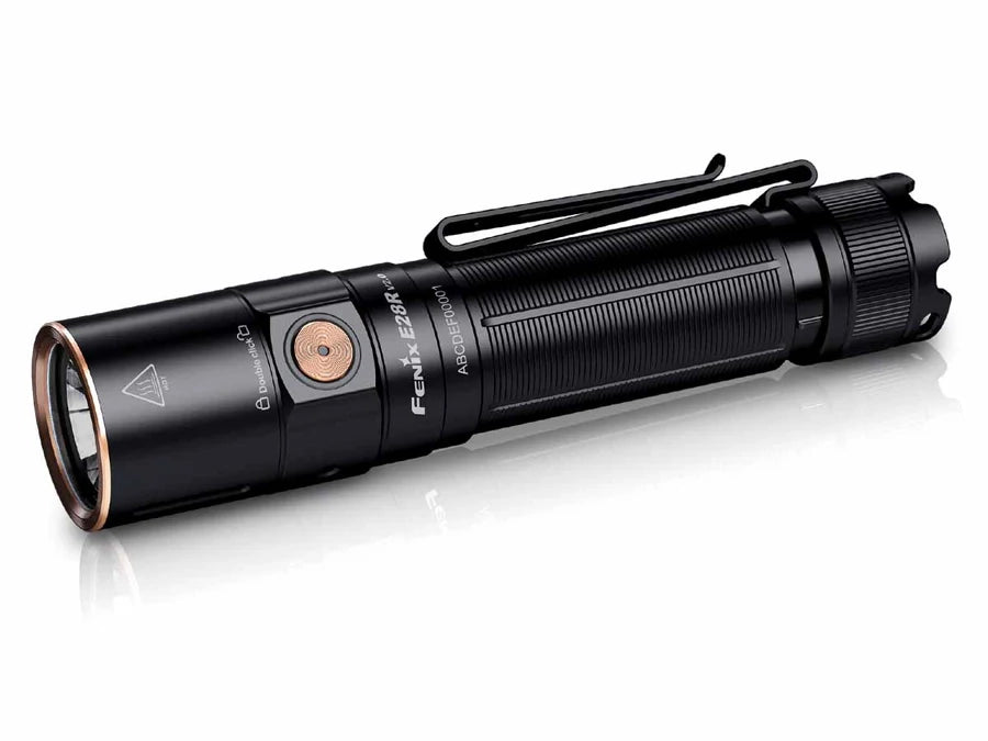 Torcia LED ricaricabile FENIX E28R V2.0 1700 lumen 273 metri