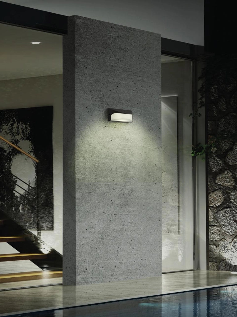 Applique 10W LED 3000K finitura goffrata marrone, luce calda Sovil Dome