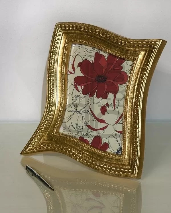 Mobili2g - portafoto in foglia oro rettangolare-sagomata- misure: l.30 x h.31 x p.3