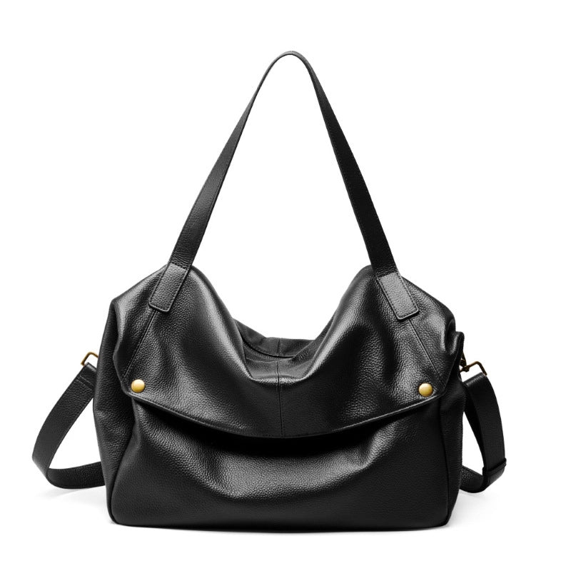 Borsa a tracolla da donna in vera pelle, nera, con manico superiore.