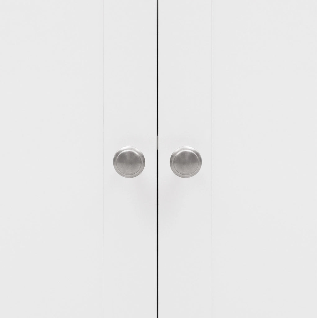 Credenza 160x37x75 cm con 3 cassetti; 4 ante e ripiani regolabili in MDF bianco e naturale
