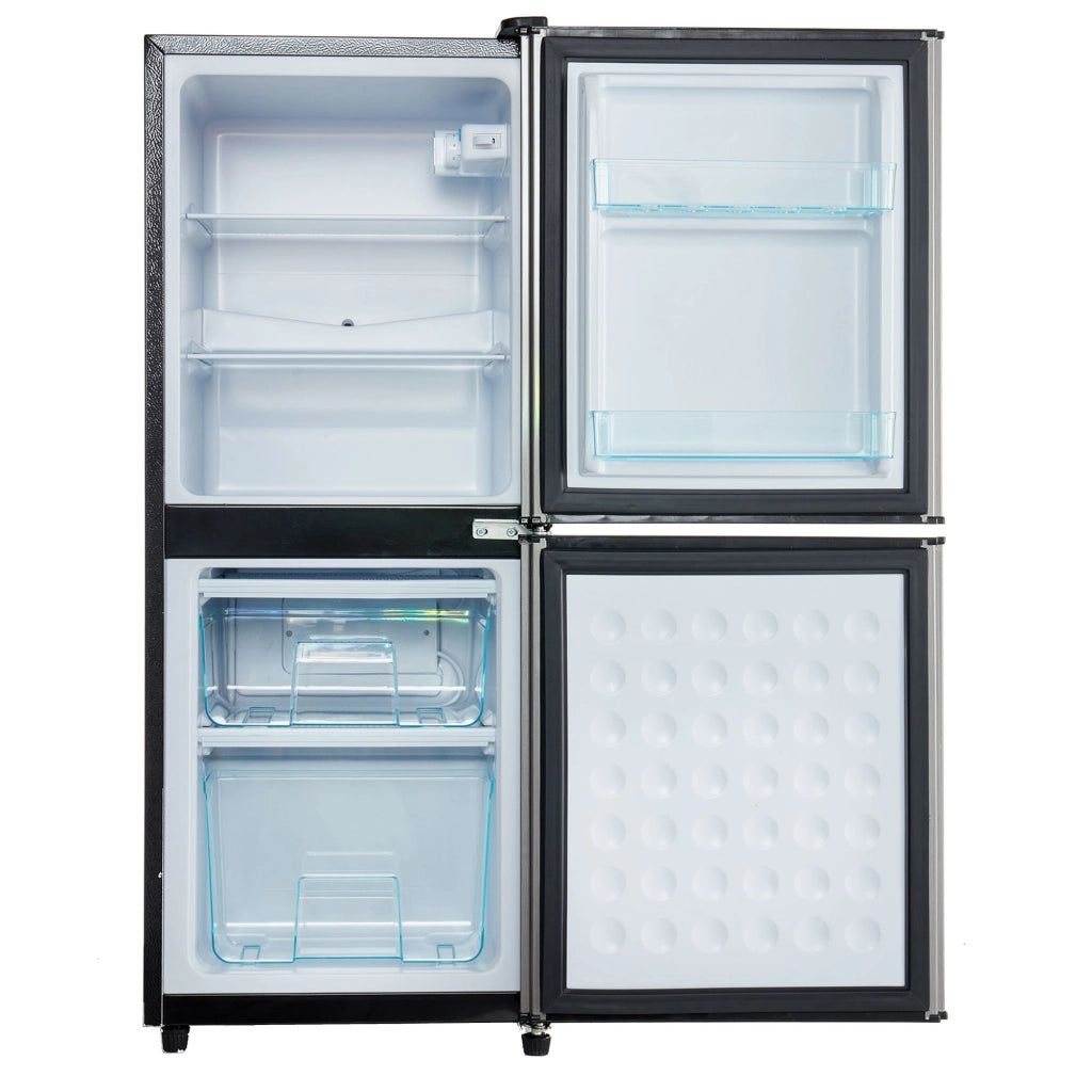 Frigorifero combinato 106 L con freezer 4 stelle; LED e temperatura regolabile; nero e argento