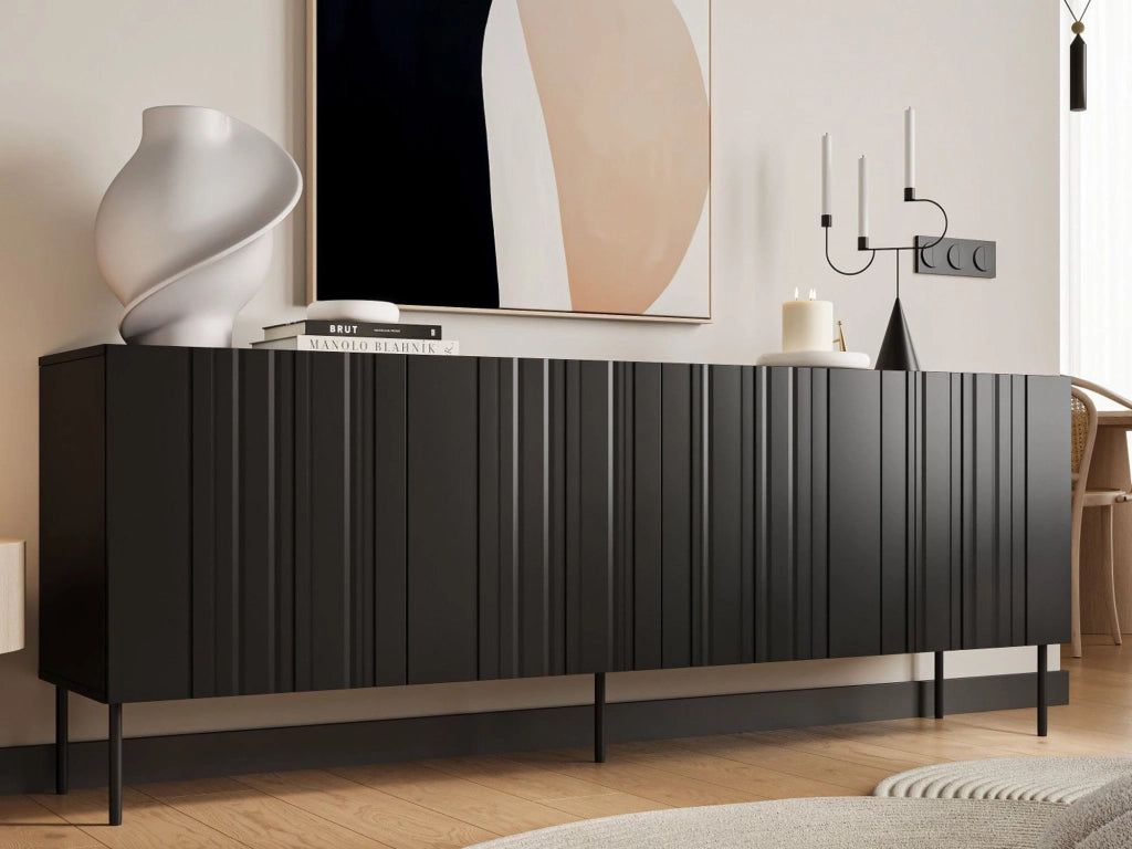 Credenza Gerace, Madia da salotto con quattro ante battenti e vani interni, Rialzata da terra, 201x42 h75 cm, Nero