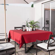 Tavolo rossastro quadrato con protezione contro macchie 180x180 cm