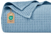 Wafeldeken in cotone 100% 150x200cm, leggero e respirante, ideale per l'estate - certificato Oeko-TEX - qualità da hotel - adatto per divano, letto, colore stoffato blu