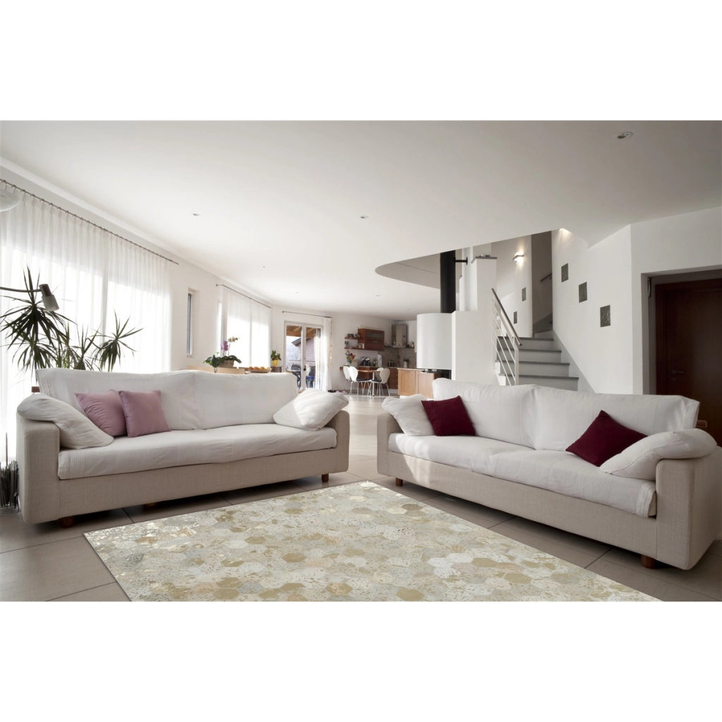 Tappeto Dazzle in Pelle Avorio e Oro con Motivo Esagonale