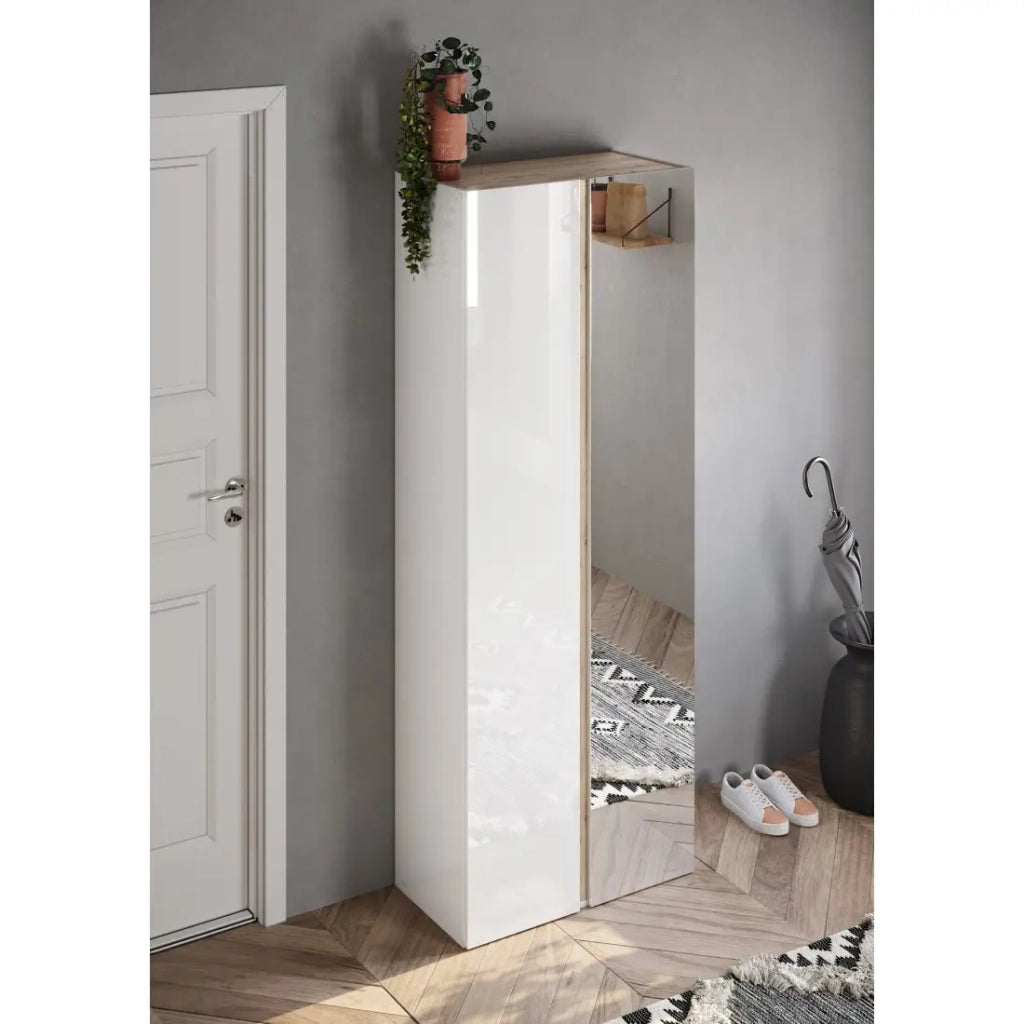 Mobile per scarpe con 8 ripiani regolabili, collezione KEY, colore bianco lucido laccato e quercia cadiz.