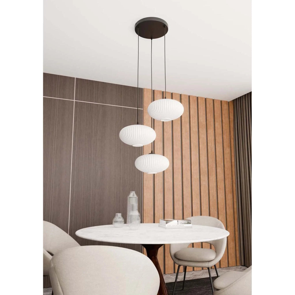 Lampadario 3 Luci Iris Base Tonda In Acciaio Nero Paralume Plissettato Bianco