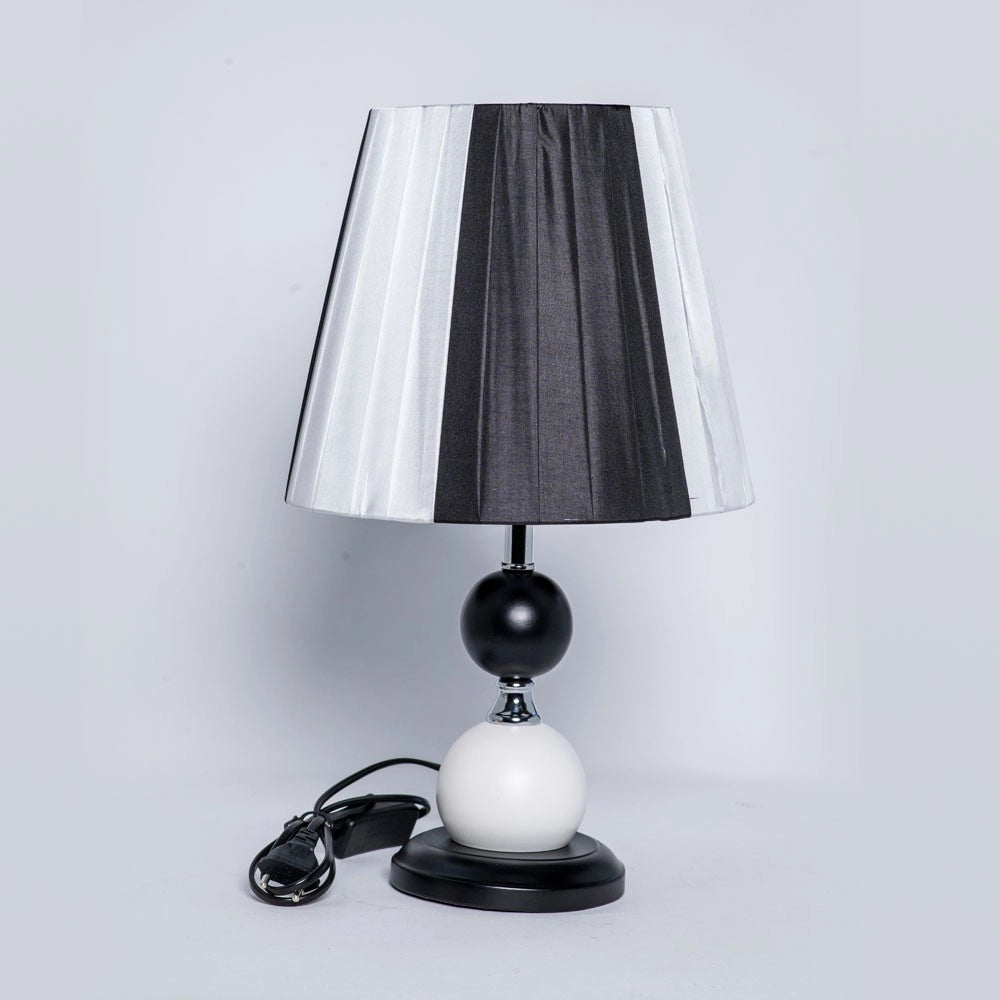Trade Shop - Lume Lampada Da Tavolo Abat Jour Con Paralume Comodino Camera Casa Luce Tx-9775 -