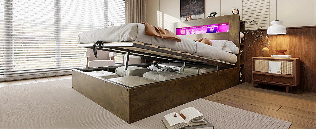 Letto contenitore 140 × 200 cm con sollevamento idraulico, LED, prese integrate e ripiani, senza materasso, legno