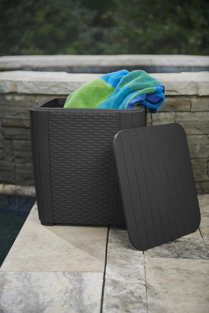 Salottino da giardino 3 pezzi con 2 poltrone e tavolino contenitore effetto rattan colore grafite Iowa Balcony Keter
