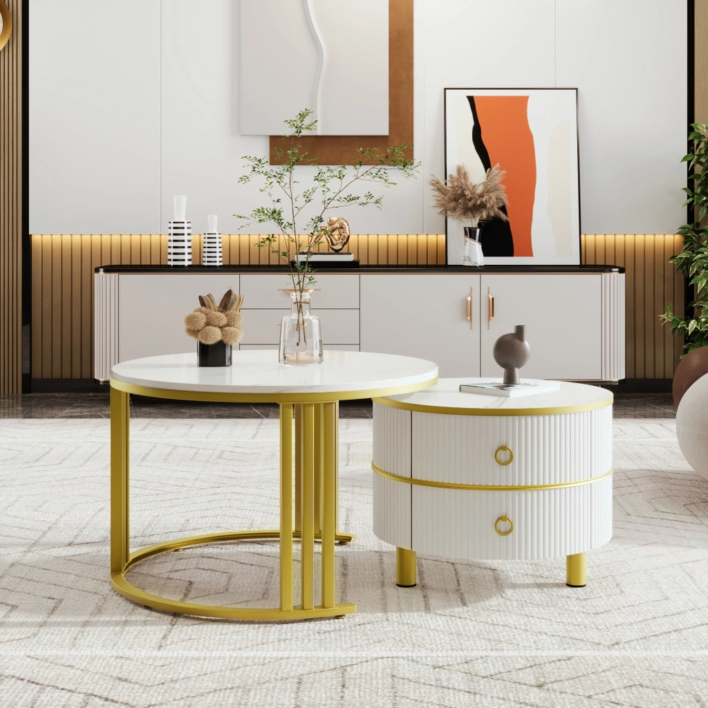 Set di tavolini da salotto 70x70x46 cm e 50x50x40 cm; piano lucido effetto marmo; MDF bianco