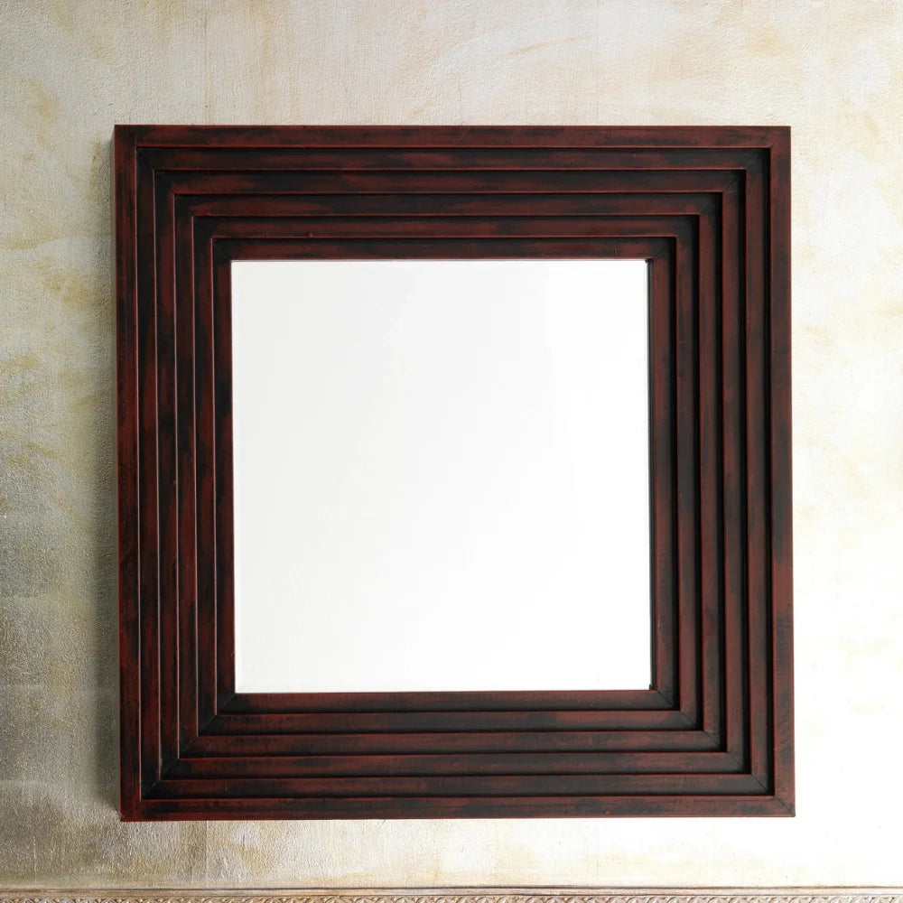 Specchio quadrato da parete Borders con cornice in legno marrone scuro | Duzzle