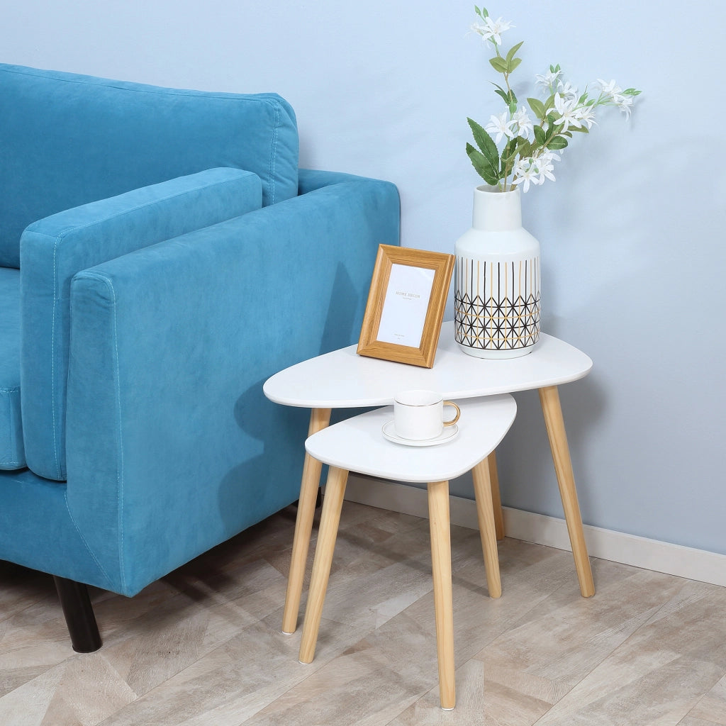 Set 2 Tavolini da Salotto Impilabili Stile Nordico con Gambe in Legno, Bianco