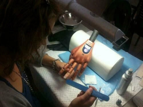 Mano Finta Per Pratica Nail Art Estetista Con Supporto Morsetto Tavolo Unghie
