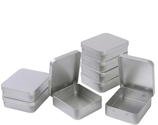 Set di 8 Scatole di Stoccaggio in Metallo con Coperchio - Contenitori Compatti in Acciaio - Dimensioni: 9,3x8,3x2,5 cm - Robusta Costruzione in Metallo - Scatola di Stoccaggio