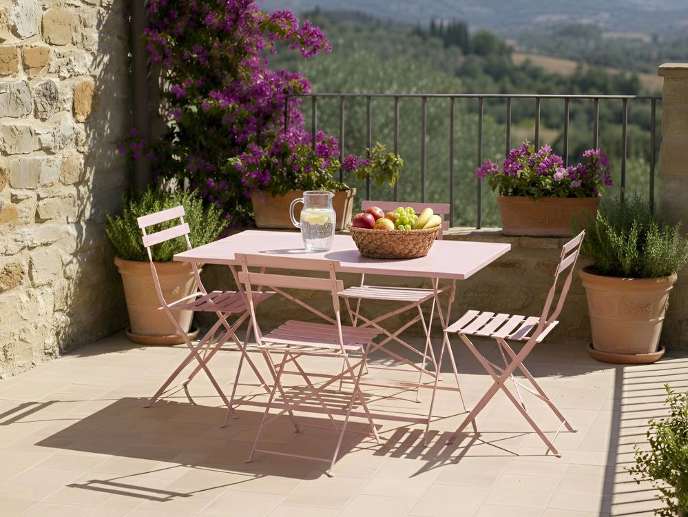 Set da pranzo da giardino rosa pastello con tavolo e sedie in acciaio salvaspazio con elementi pieghevoli