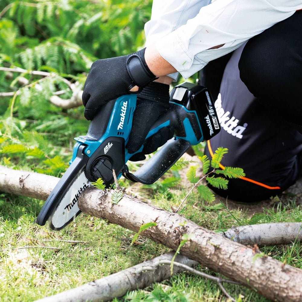 Potatore a batteria Makita DUC101Z 18V LXT Brushless – Barra 10 cm – Solo corpo