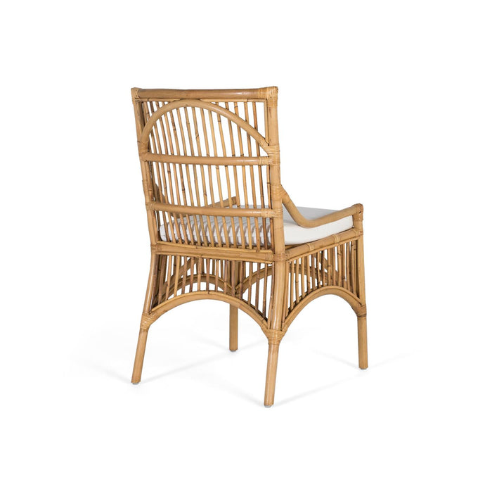 Set di due sedie in rattan con cuscini imbottiti