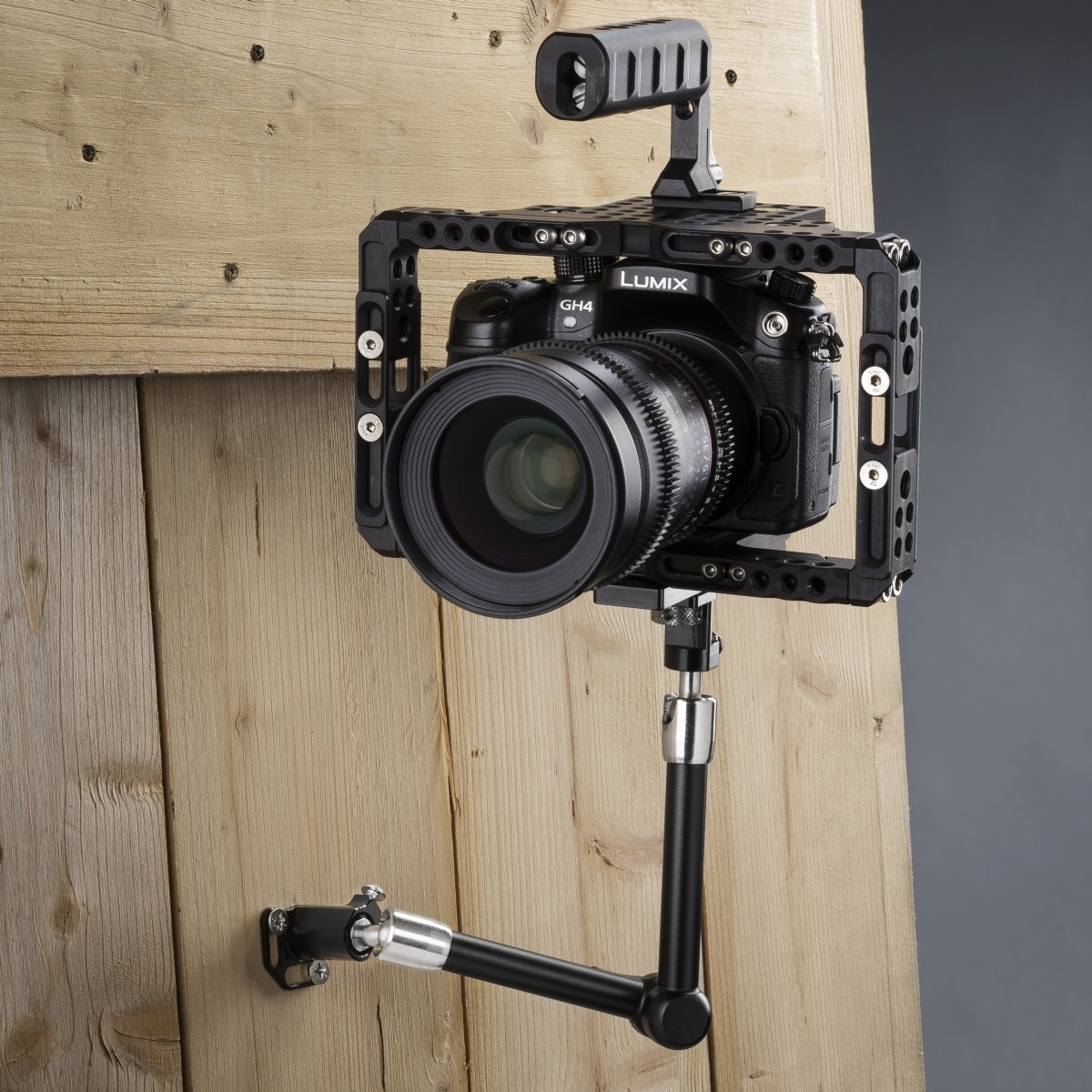 braccio articolato protezione antitorsione