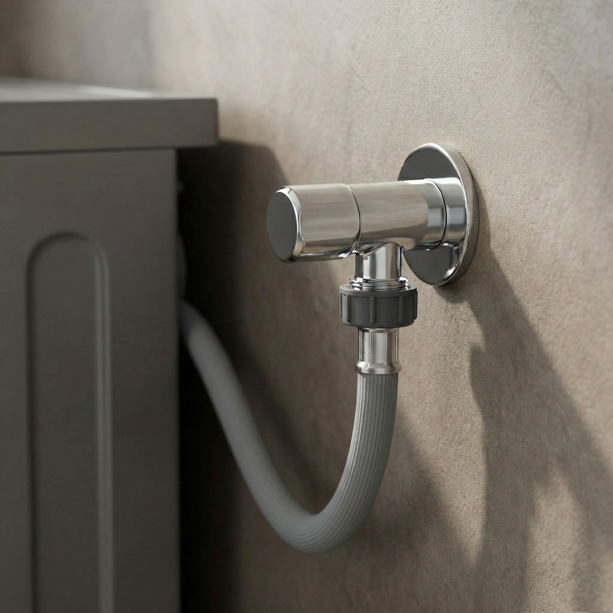 Valvola Ad Angolo 02 1/2" X 3/4" Chrome