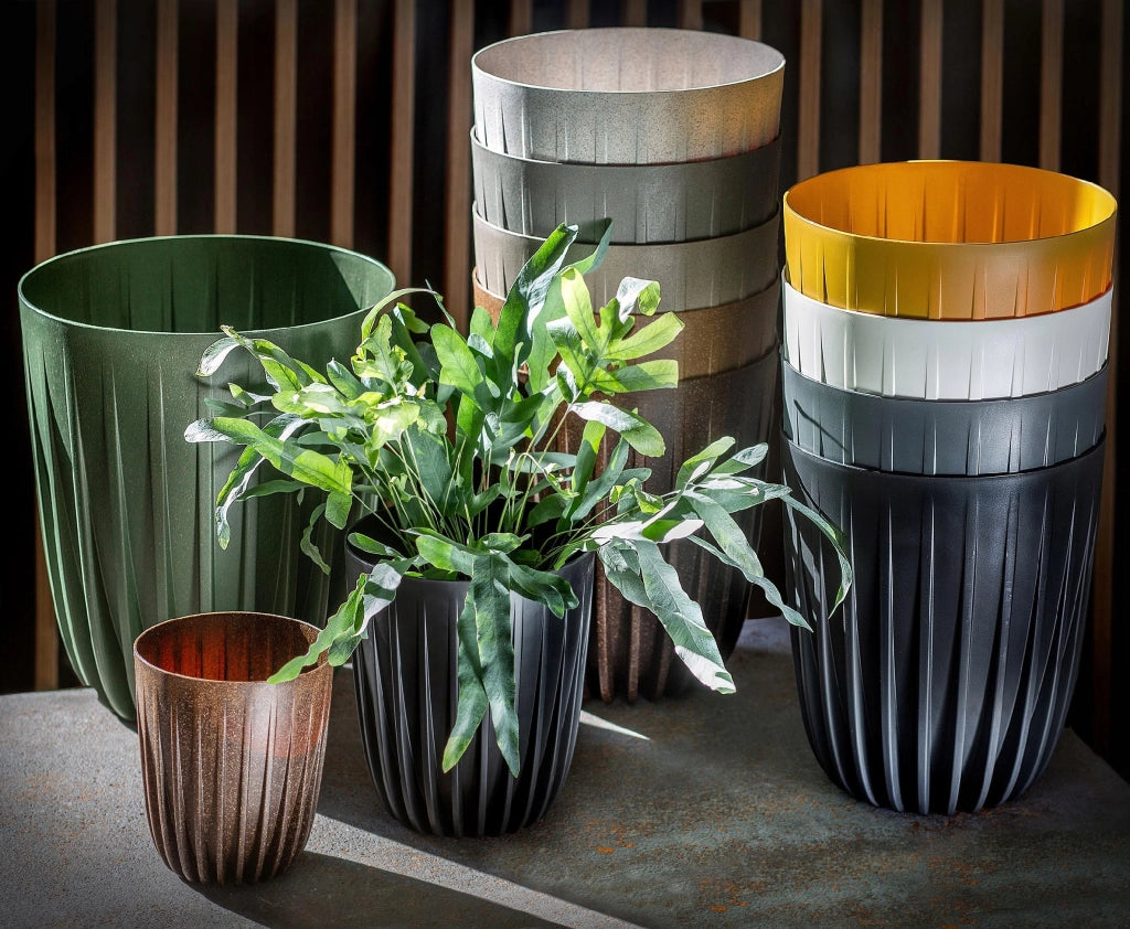 Vaso da fiori KADAX con inserto, rotondo, 19x22,5 cm, con coperchio in plastica.