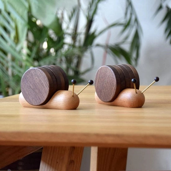 Onderzetters in Legno a forma di Lumaca con Attracco Magnetico Isolamento Termico Decorazione in Legno Moka Decorativo Set Completo da 5.