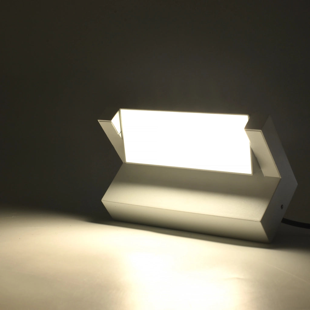 APPLIQUE LED BIANCO 21W DA ESTERNO IP65 - ILLUMINAZIONE REGOLABILE CON CCT SWITCH 3000K - 4000K - 6500K
